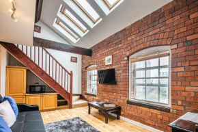 Beautiful 1-Bed Apartment in Grade Listed Warehouse - Victoria Quays, Sheffield City Centre, FREE Parking, Pet Friendly, Netflix